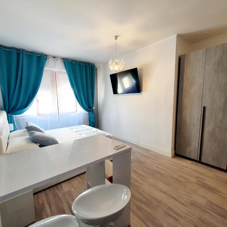 Villa Volta 1 Policlinico 몬세라토 외부 사진